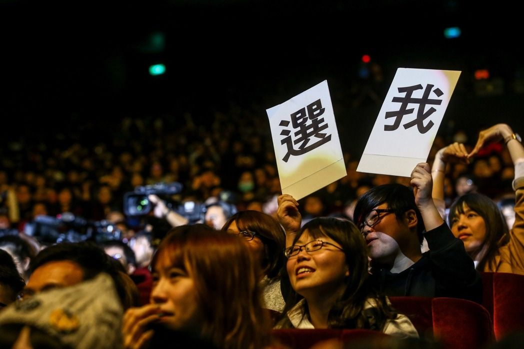 陈绮贞和歌迷,陈绮贞粉丝唱哭全场