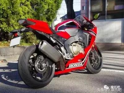 24款cbr1000rrr会引进国内吗,cbr1000rr值得买吗