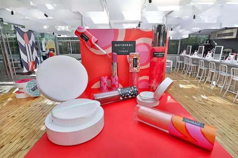 少女梦中挥之不去的彩爆巨人国闪现魔都,仅限3天!