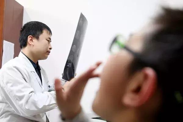 穆晓红教授直播,穆晓红脑瘫专家