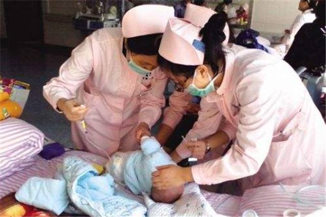 冬天再冷也不要对孩子做这6件事,儿童冬天不能做的三件事