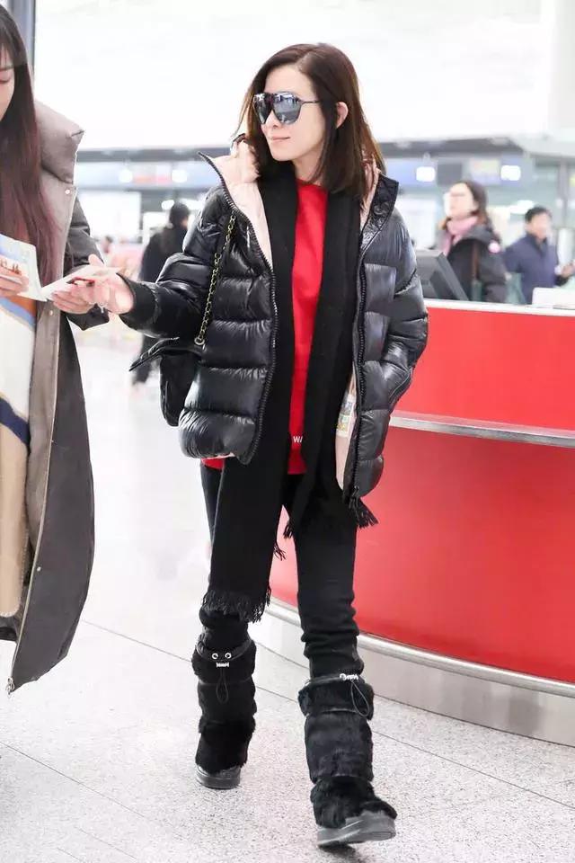 周冬雨雪地靴怎么搭配裤子,谁说雪地靴不好搭配