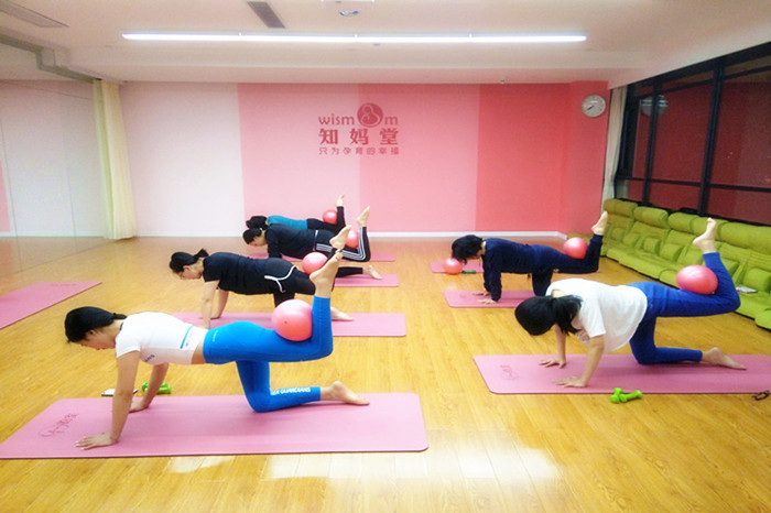 杭州孕期瑜伽培训班,孕期运动操1-3个月瑜伽