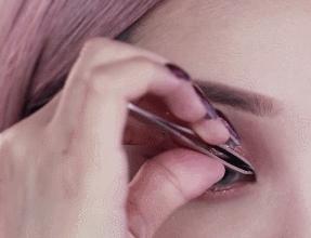 日本发明了发光睫毛，化了这款眼妆同样可以闪闪发亮