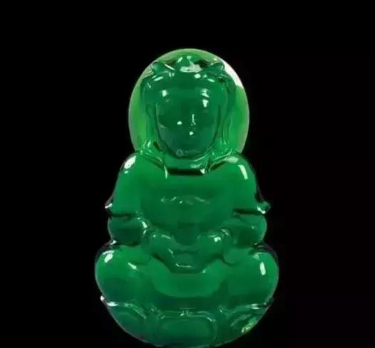 价值两亿的翡翠佛像,翡翠佛像传世真品