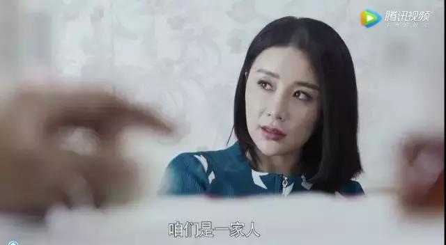 中年“余罪”带大胸姐跨国追凶？这后续真是一万个想不到啊