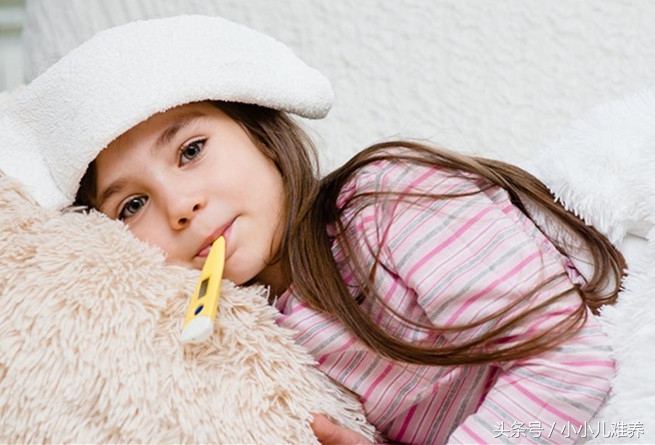 孩子发烧不用着急,宝宝发烧有什么办法退烧