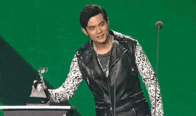 周杰伦等你下课擦肩而过的爱情,周杰伦李健抚仙湖等你下课完整版