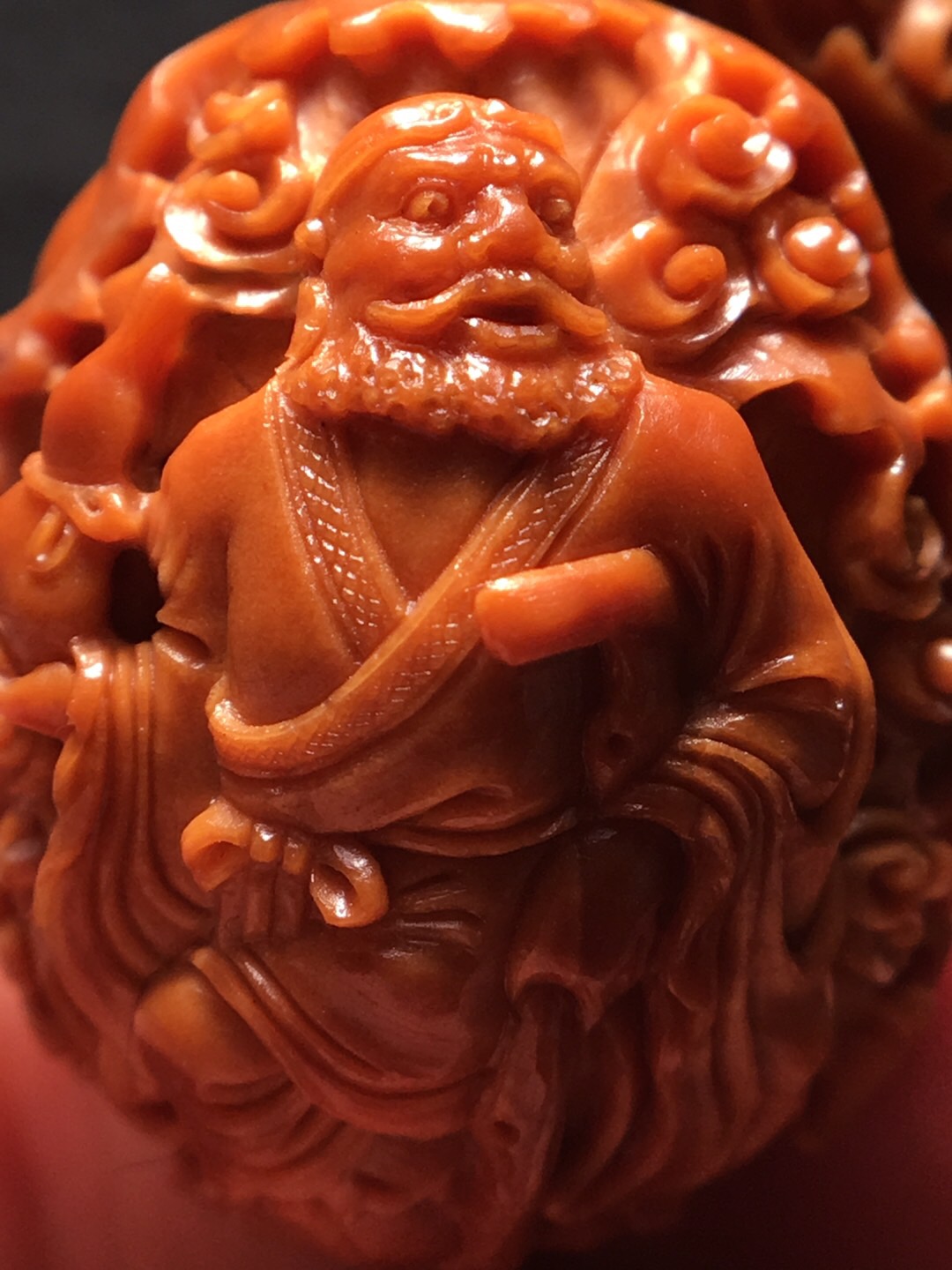 橄榄核雕的作品图片大全,橄榄核雕沈峰作品