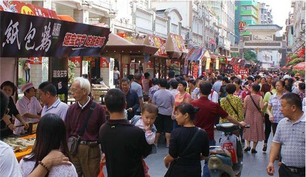 南宁桂林旅游哪个最好,广西南宁跟桂林哪个更值得去