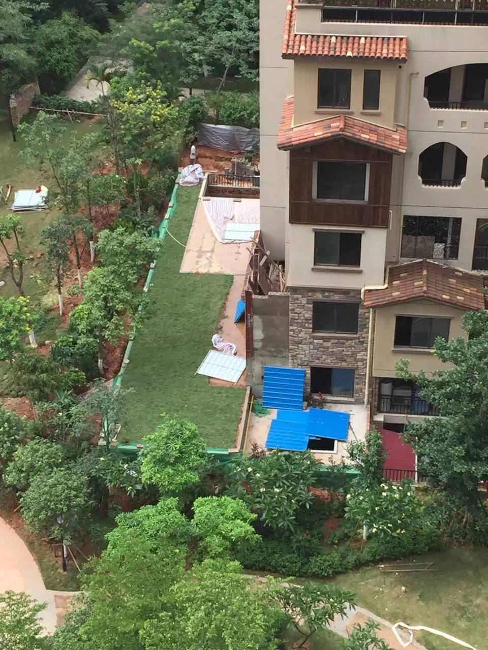 山语城楼顶违建,山语城违章建筑拆除