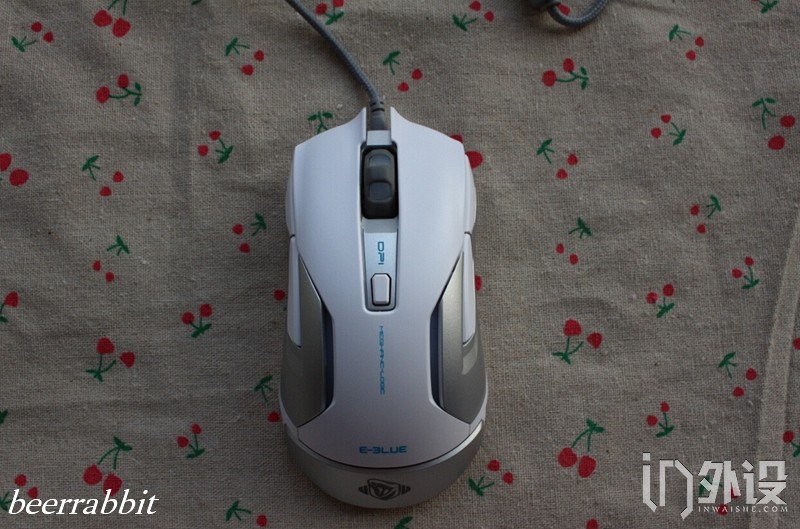 宜博疾光狂蛇,宜博m639鼠标