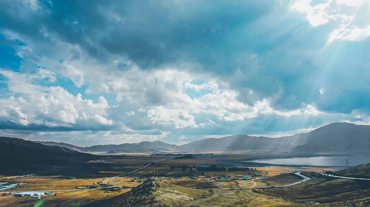 盘点6条值得一去的绝美路线,中国适合自驾旅行的45条路线