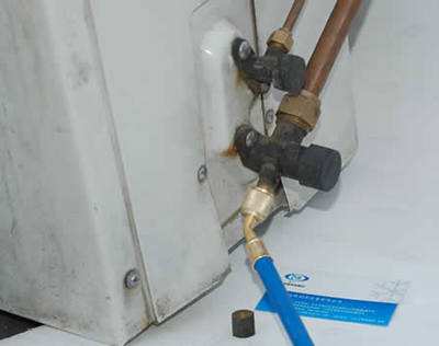 空调r22冬天加氟多少压是标准,空调加氟温度16度加氟加几个压