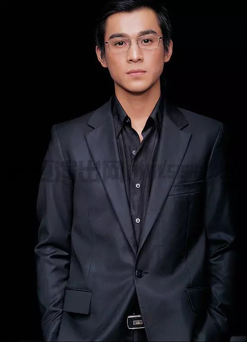 谁是眼镜男神,戴什么眼镜好看男