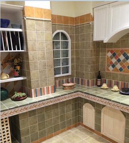 瓷砖橱柜和整体橱柜对比,多层实木橱柜和瓷砖橱柜哪个好