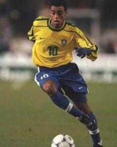 球场上高效过人,球场上轻松过人的一个招式