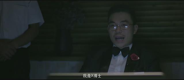 未来世界,女友可以通过网上购买,小伙购买了一个女仆和不知火舞