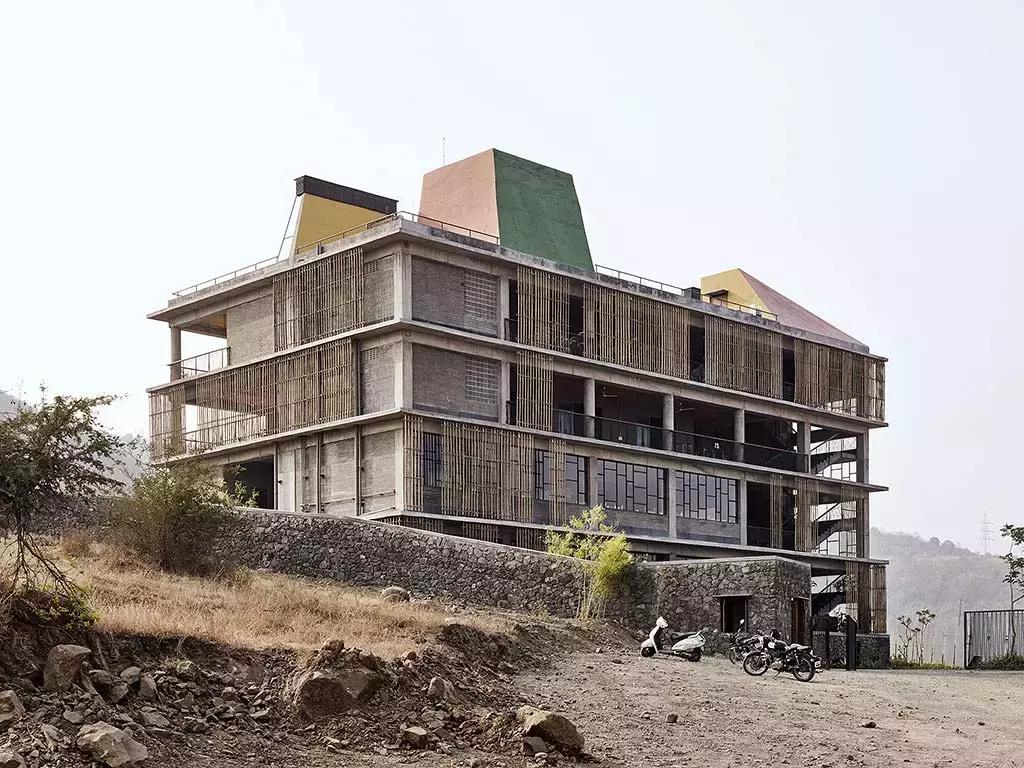 全国十大最美学校排名,世界上最好的10所学校