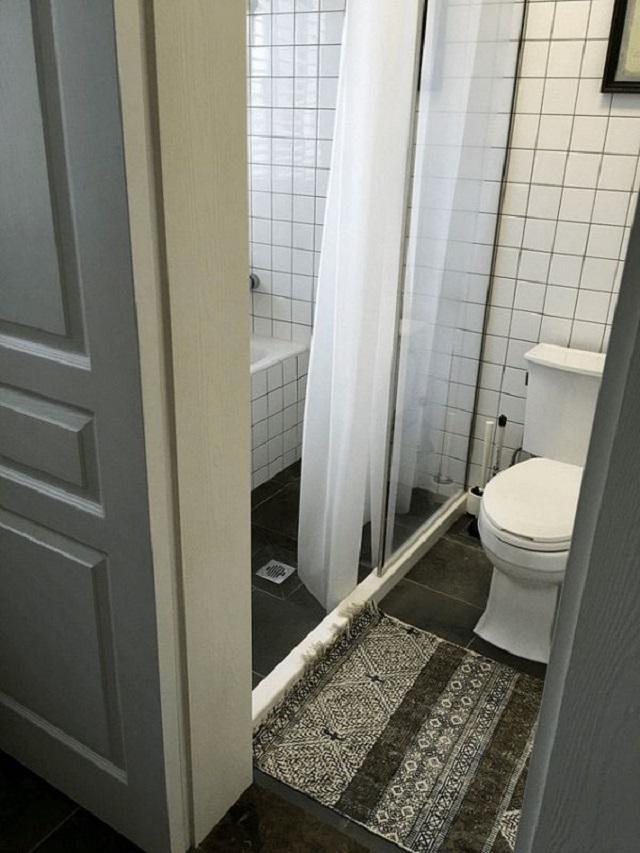 卫生间选木门还是铝合金门？师傅说选这种才对