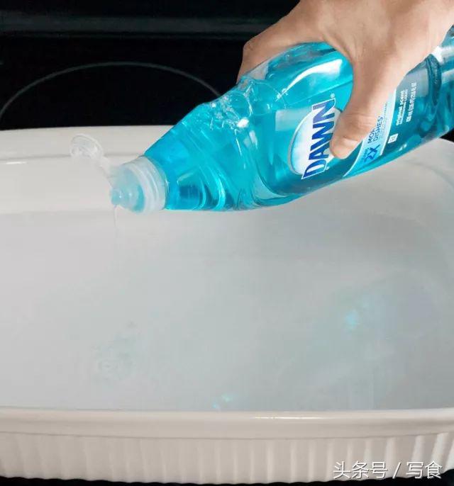 如何把烤箱擦干净,烤箱清洁的正确方法