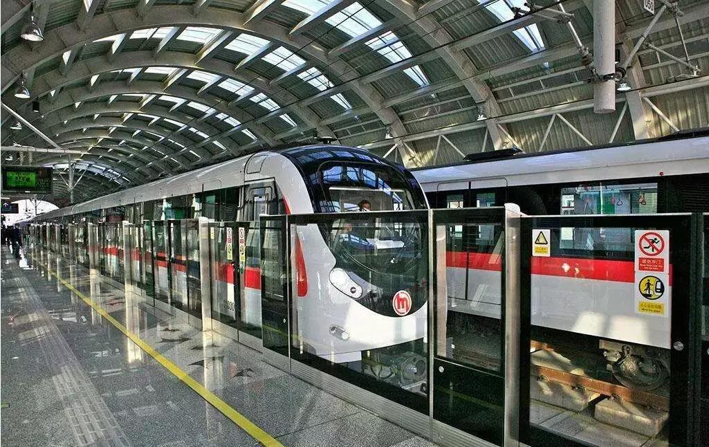 轻轨洋房重庆,轻轨洋房100万