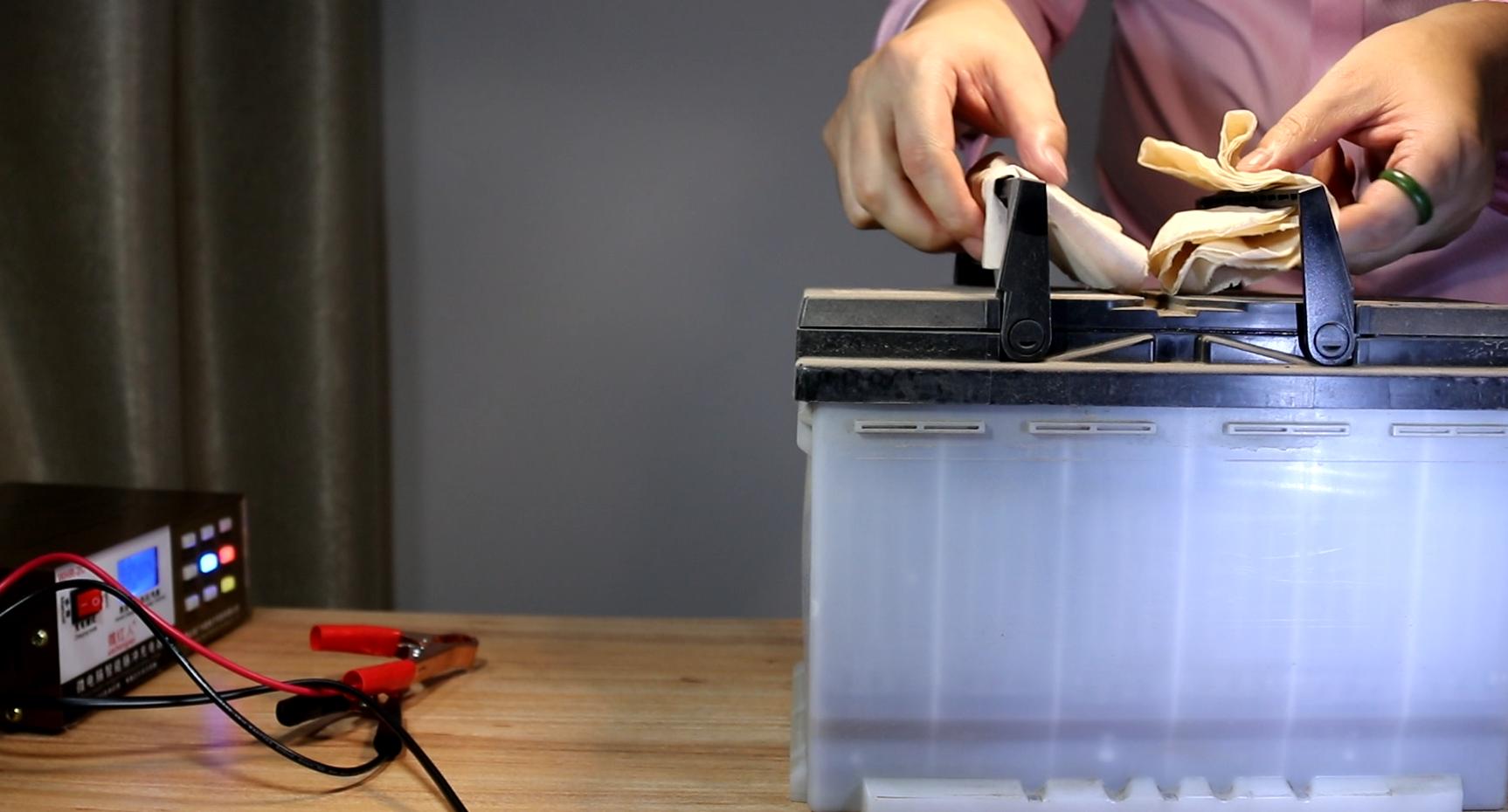 网上的电瓶充电器靠谱吗,跃旗汽车电瓶充电器质量靠谱吗