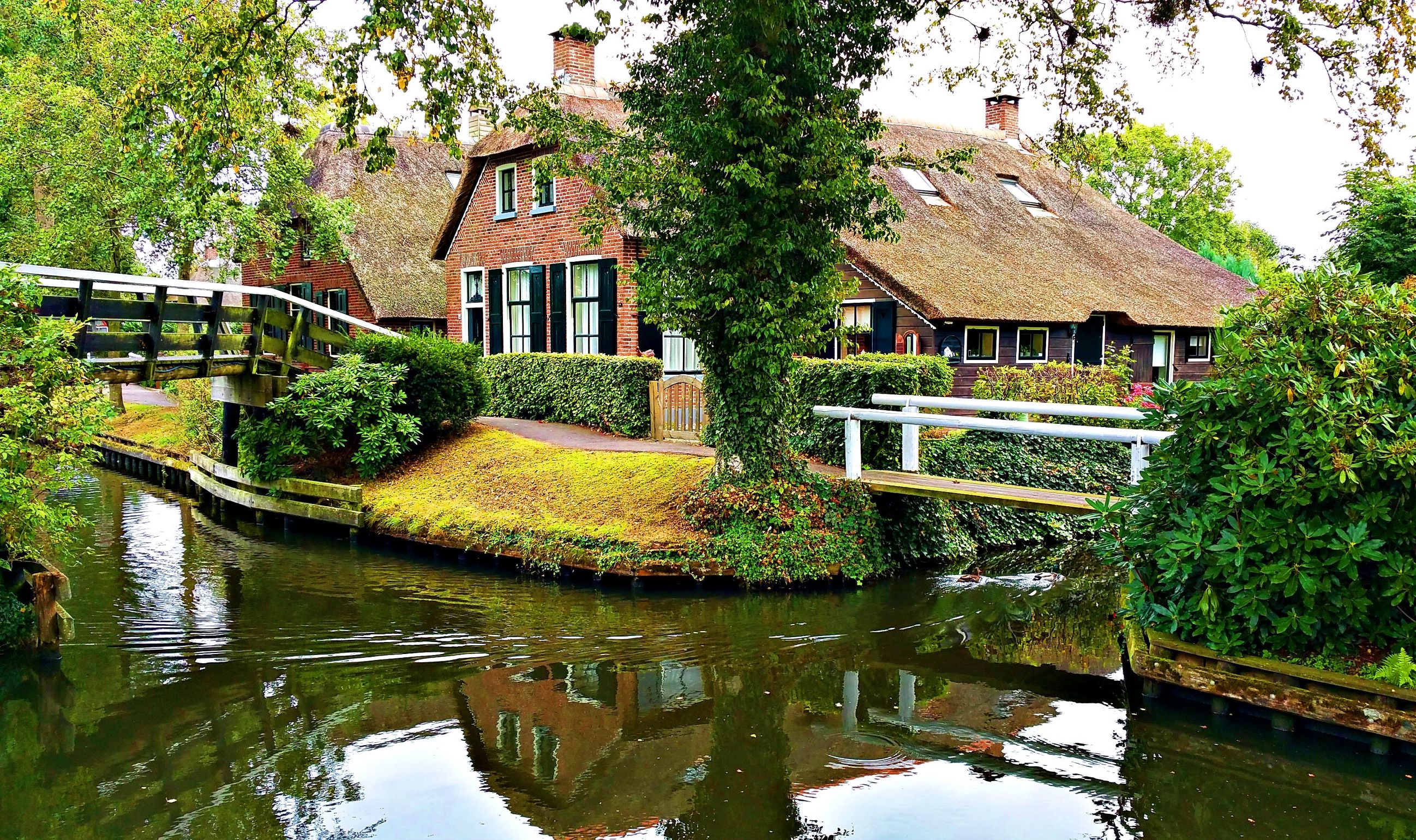 荷兰威尼斯旅游,尽情的体验异域威尼斯的水乡风情