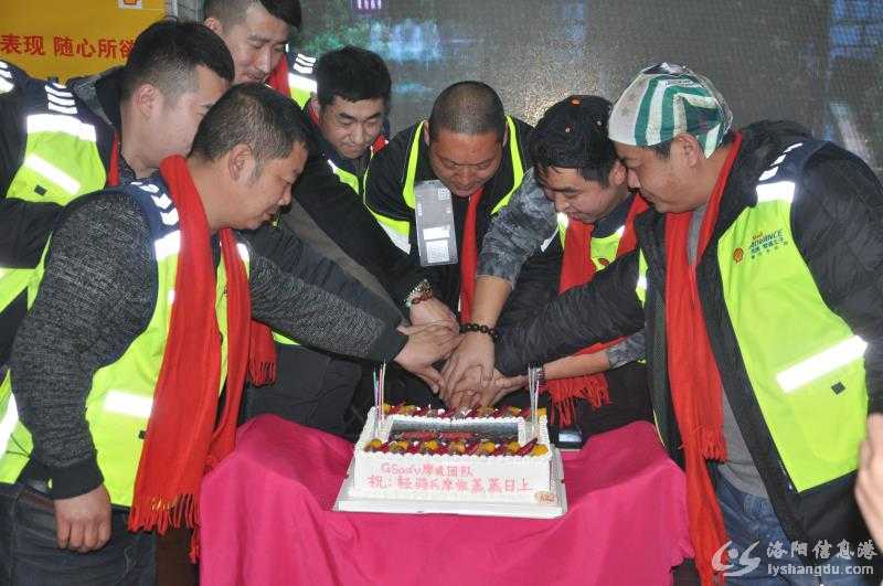 洛阳有一帮玩摩托的兄弟，从不飙车只做公益！