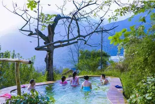 成都泡温泉一日游最佳景点,成都周边100元泡温泉包吃住