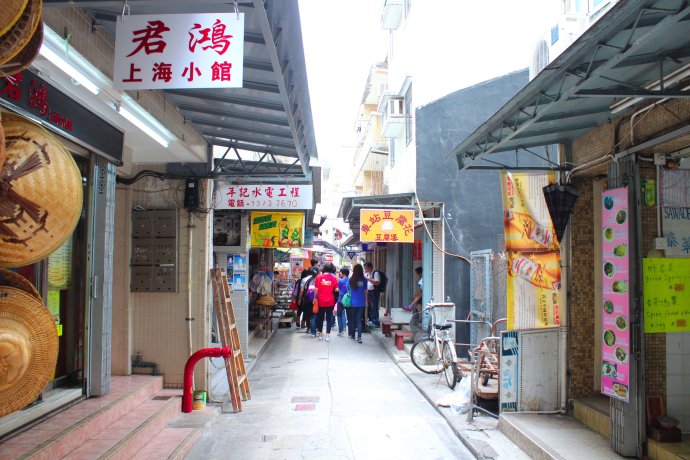 妈妈咪咪嘉年华的欢乐体验和香港郊区的生态怡然之旅