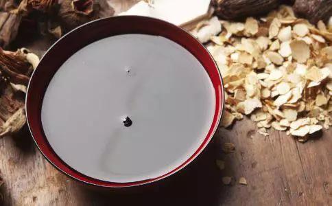 湿热蕴结伤肝伤胆，中医辨证标本兼顾