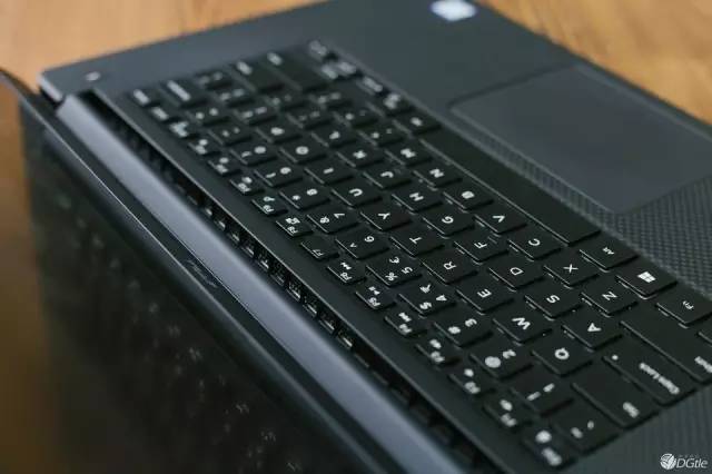 让其他笔记本黯然失色，戴尔XPS15体验