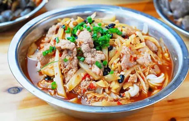 南宁旅游详细攻略,南宁旅游攻略有海吗