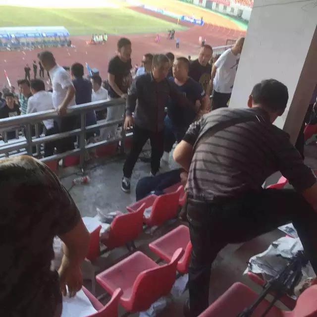 南京南站震撼感极强的视频,南京南震撼视频