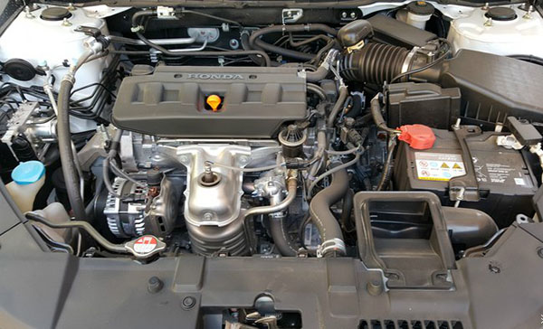 最新款本田雅阁外表确实很惊艳,大龅牙本田雅阁是第几代