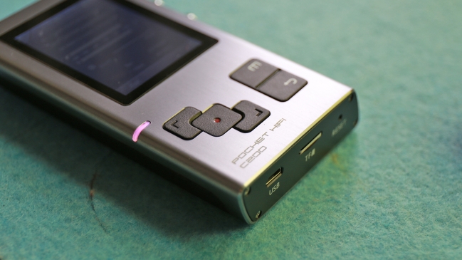 七彩虹c200播放器可以配4.4插头吗,七彩虹c200音乐播放器