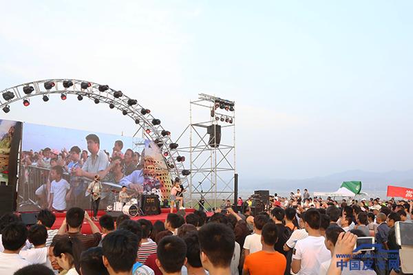 六月去哪HIGH?相约乌海金沙湾！