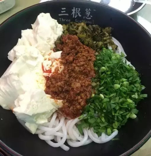云南米线的花式吃法你试过几种,盘点云南米线一共有多少种吃法