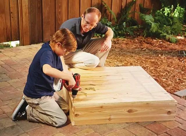 北美大叔玩起真实版开心农场,1平米菜园竟成国际潮流