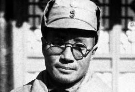 他是红军第一军事理论家，*向前徐**对他推崇备至，张国焘窃其书出名