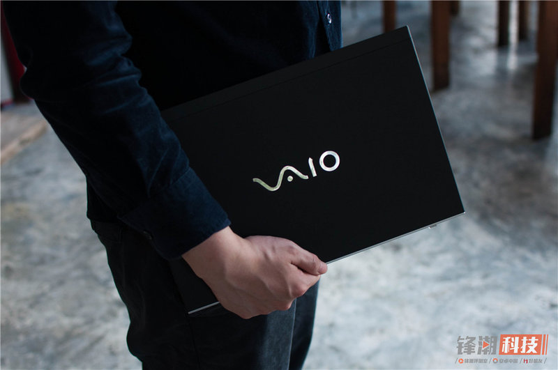 绅士与少女的相遇，2018款VAIO笔记本图赏