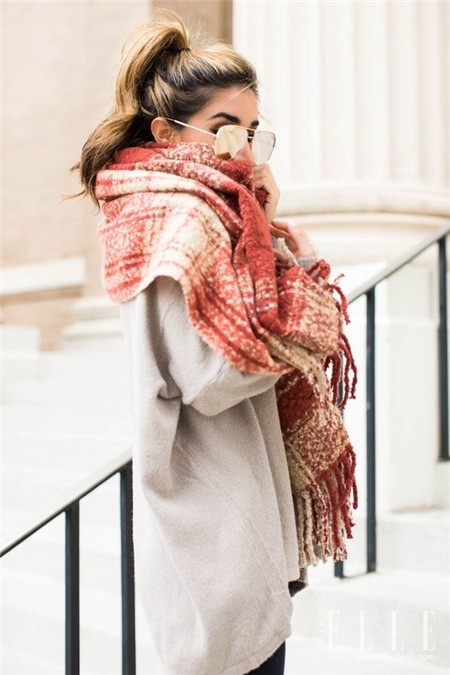 怎么戴围巾最好看学生党,冬天女人怎么样戴围巾好看