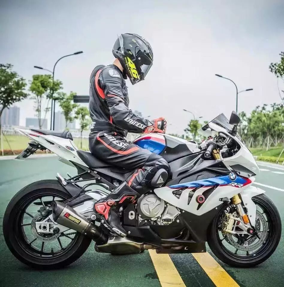 “我说想玩GTR,我妈说给你几万去买鞋吧”