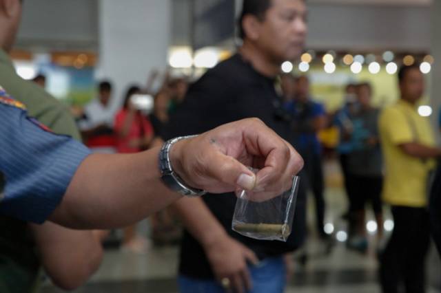 行李中发现的奇怪东西,行李中发现的奇怪物品