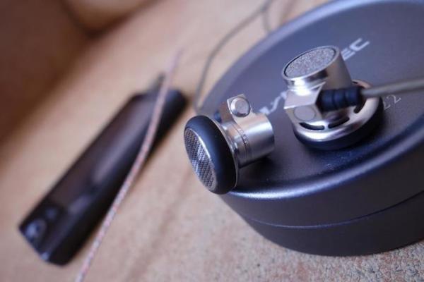 比贫农还穷的是什么,比很多人都过得好但是不快乐