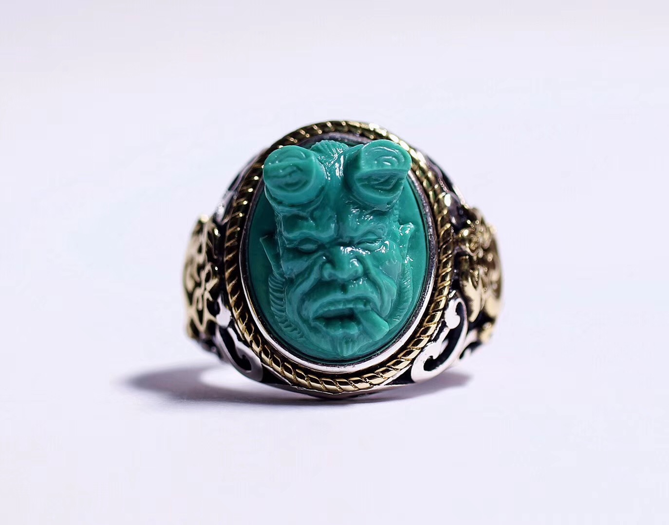 北工牙雕大师作品,喀什纯黄铜手工制作戒指