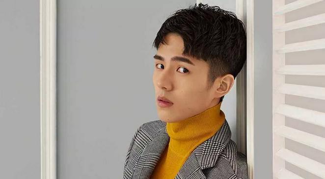 小编已沉迷于“养成系”了，TFboys吴磊刘昊然迪迪们露额头的照片