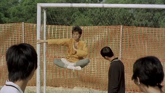 周星驰的少林足球有多么经典,少林足球周星驰展示少林绝技