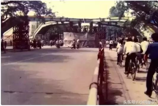 广州出行编年史｜记录父母与你走过的一千里路-广州老城区